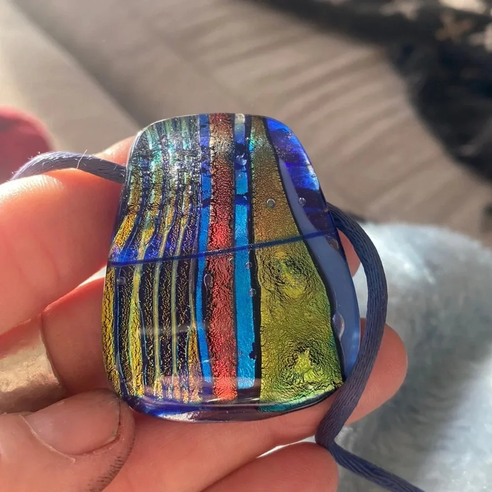 Gorgeous Dichroic Glass Pendant necklace - Picture 4 of 8